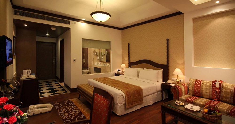 Well Appointed Rooms in Chhatarpur, New Delhi